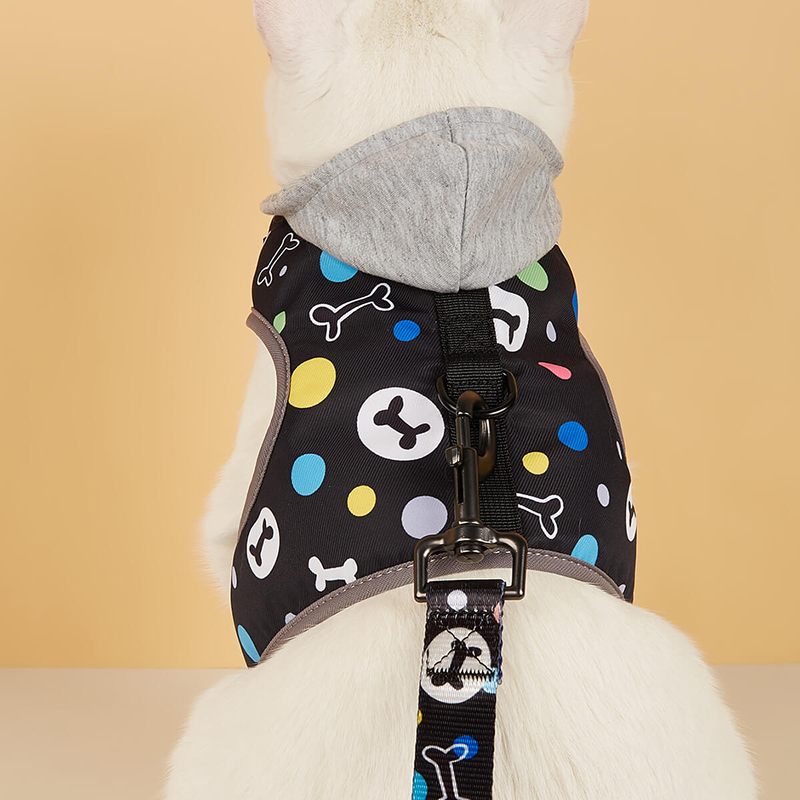 Шлейка Midepet с капюшоном M (шея 28, грудь 31-39 см) черная