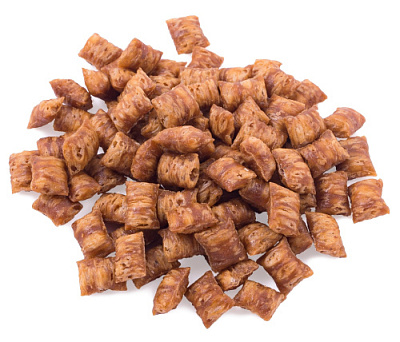 Лакомство TiTBiT Хрустящие Подушечки с Говядиной и Мальт Пастой для Выведения Шерсти Кошек 60г